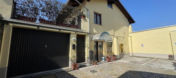 Вилла с 7 комнатами в Биелла, Италия № 36012 6