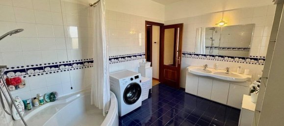 Вилла с 7 комнатами в Биелла, Италия № 36012 42