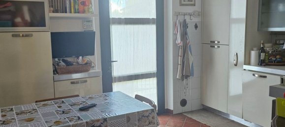 4 rooms Apartment in Poggio a Caiano, Italy No. 285136 13