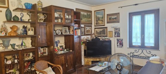 4 rooms Apartment in Poggio a Caiano, Italy No. 285136 6