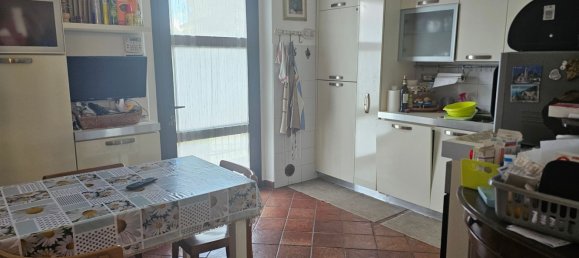 4 rooms Apartment in Poggio a Caiano, Italy No. 285136 12