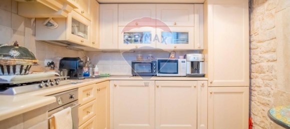 Casa de 5 habitaciónes en Giovinazzo, Italy No. 109253 24