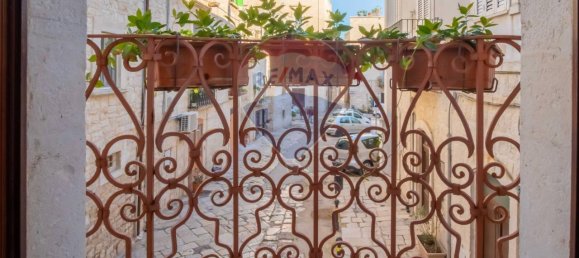 Casa de 5 habitaciónes en Giovinazzo, Italy No. 109253 20