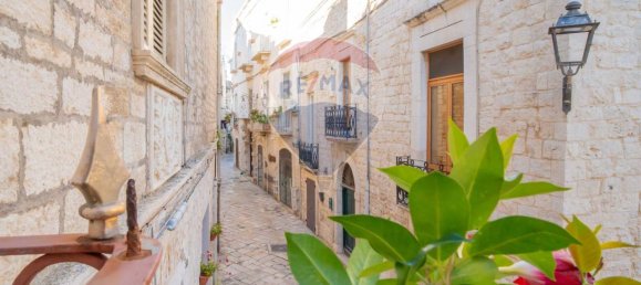 Casa de 5 habitaciónes en Giovinazzo, Italy No. 109253 21