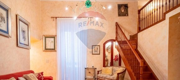 Casa de 5 habitaciónes en Giovinazzo, Italy No. 109253 8