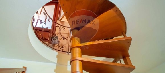 Casa de 5 habitaciónes en Giovinazzo, Italy No. 109253 35