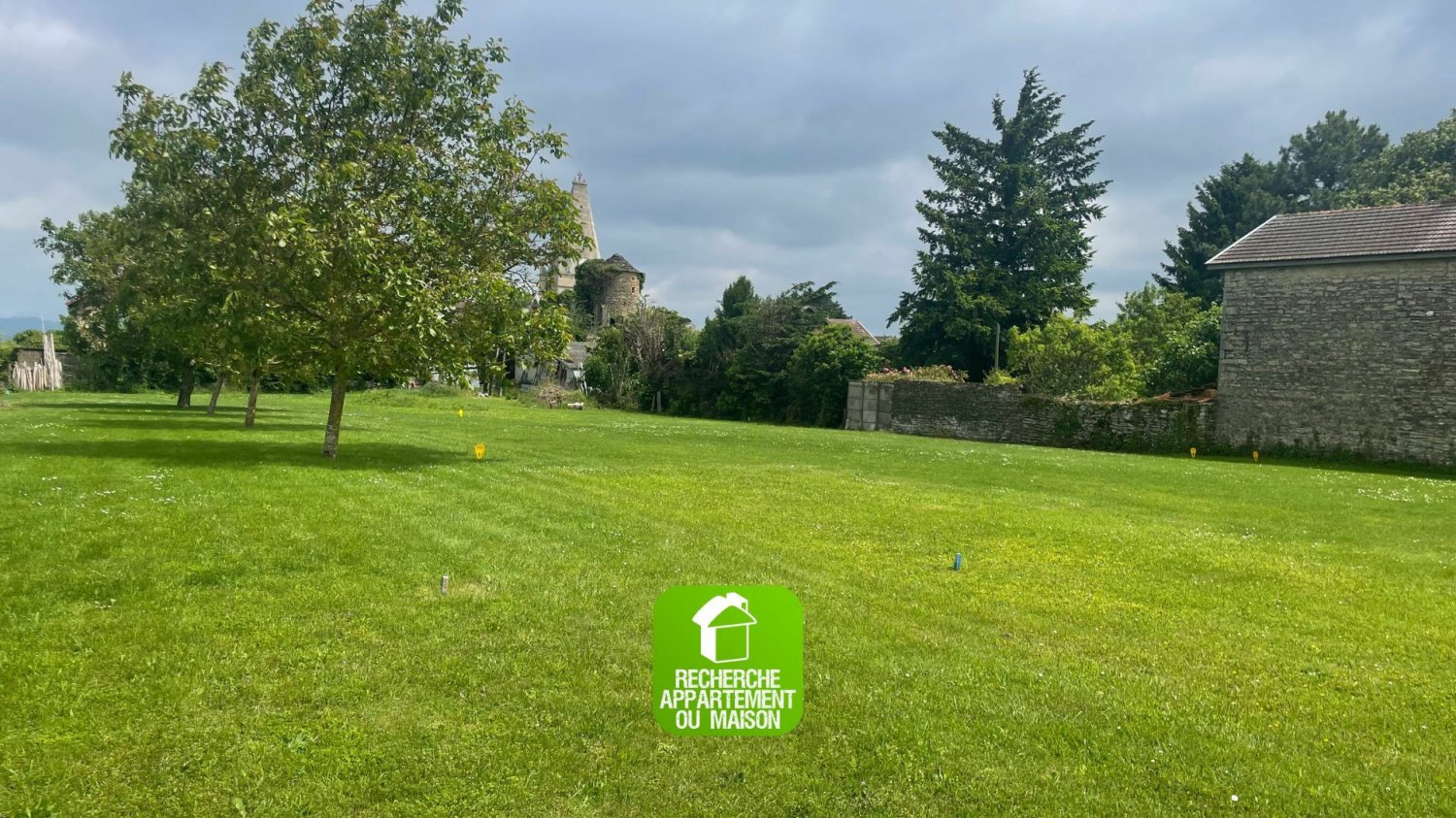  Land in Saint-Hilaire-de-Brens, France No. 272053