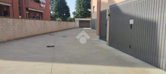 1غرفة مرآب في Corbetta, Italy رقم 67094 15