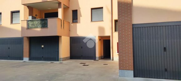 1غرفة مرآب في Corbetta, Italy رقم 67094 30