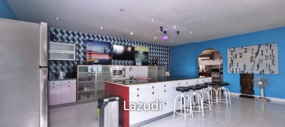 13 bedrooms Villa in Pattaya, Thailand No. 13135 9