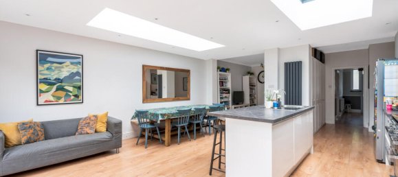 4 bedrooms House in Beckenham, United Kingdom No. 961 2