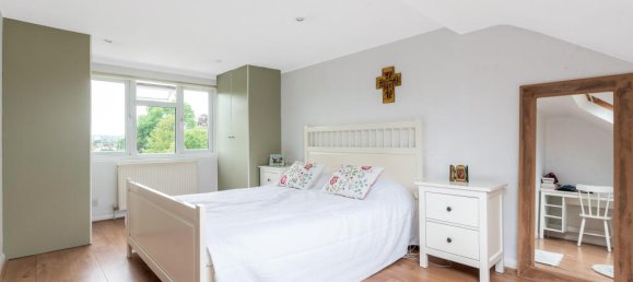 4 bedrooms House in Beckenham, United Kingdom No. 961 17