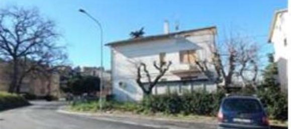 6 rooms Apartment in Corridonia, Italy No. 96713 12