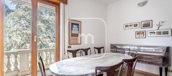 4 rooms Apartment in Rome, Italy No. 27160 12