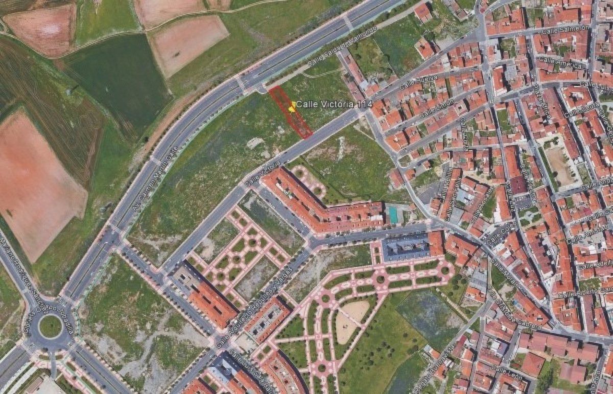  قطعة أرض في Salamanca, Spain 884متر مربع رقم 69077