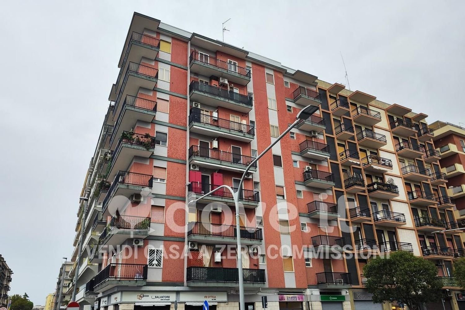 2 chambres Appartement à Bari, Italy No. 319863