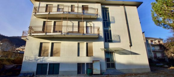 15-salle Villa à Netro, Italy No. 81052 22