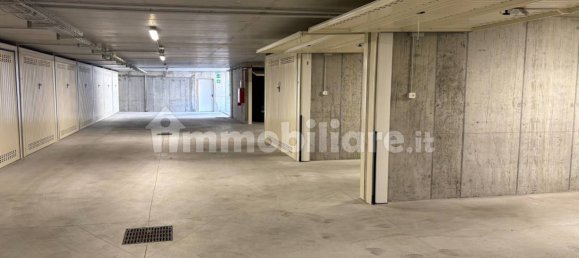 Garage à Verona, Italy 31m² No. 326146 5