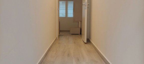 3-salle Appartement à Padua, Italy No. 176990 4