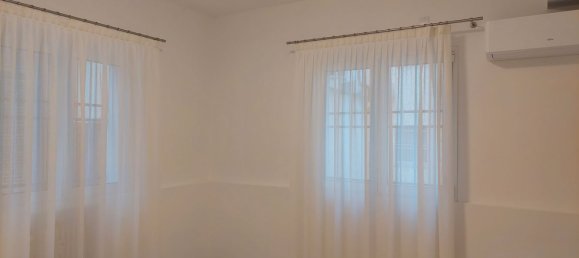 3-salle Appartement à Padua, Italy No. 176990 2