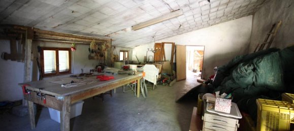 8 rooms House in Montespertoli, Italy No. 19102 40