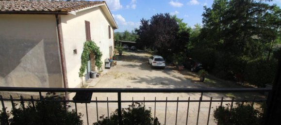 8 rooms House in Montespertoli, Italy No. 19102 26