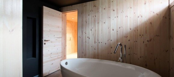 3 bedrooms Commercial property in Kolasin, Montenegro No. 254 9