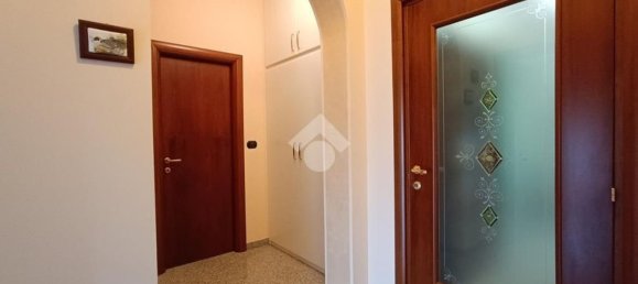 4-salle Appartement à Atri, Italy No. 72473 12