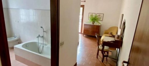 Вилла с 8 комнатами в Каприно Бергамаско, Италия № 18889 43