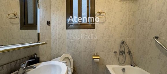 3 bedrooms Apartment in Horta-Guinardo, Spain No. 190231 16
