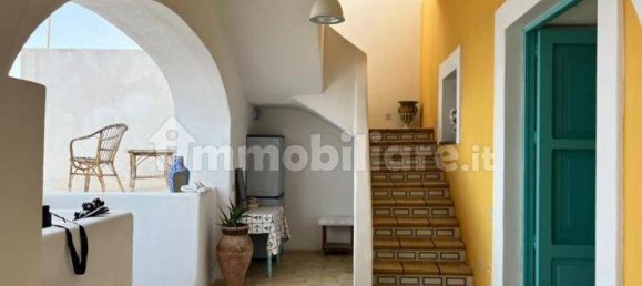 3 bedrooms Villa in Santa Marina Salina, Italy No. 321013 8