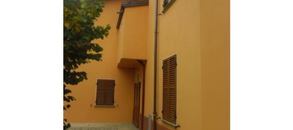 5-Zimmer Haus in Alessandria, Italy, Nr. 252848 2