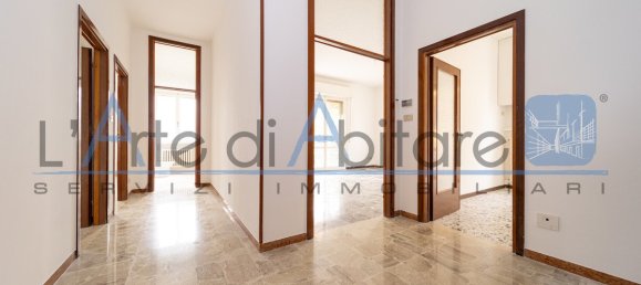 3 bedrooms Apartment in Rimini, Italy No. 329236 3