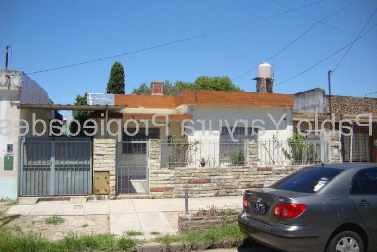 2 غرف نوم منزل في Moron, Argentina رقم 52311