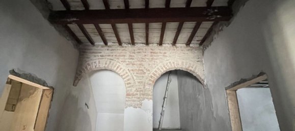 Duplex T4 em Capraia e Limite, Italy N.º 353126 2