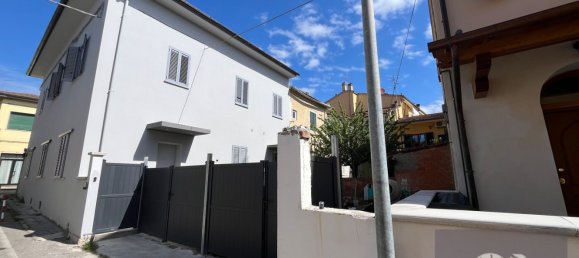 Duplex T4 em Capraia e Limite, Italy N.º 353126 15