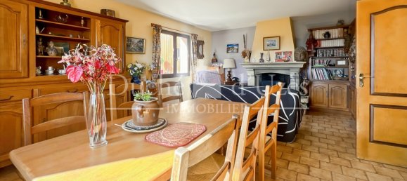3 Schlafzimmer Haus in Uzes, France, Nr. 361185 10