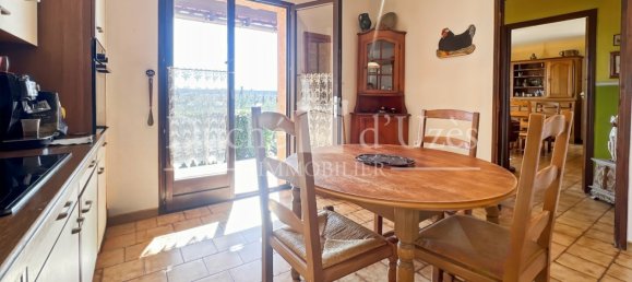 3 Schlafzimmer Haus in Uzes, France, Nr. 361185 13
