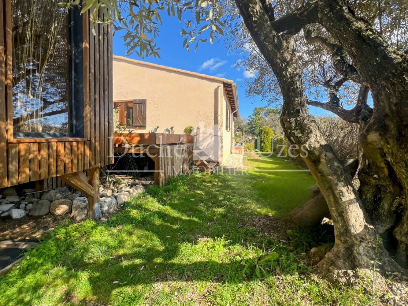 3 Schlafzimmer Haus in Uzes, France, Nr. 361185