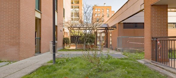 Квартира с 2 комнатами в Милан, Италия № 339051 34