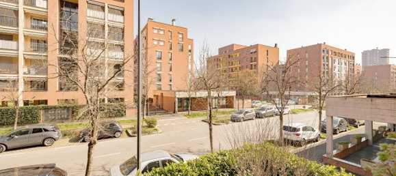 Квартира с 2 комнатами в Милан, Италия № 339051 14