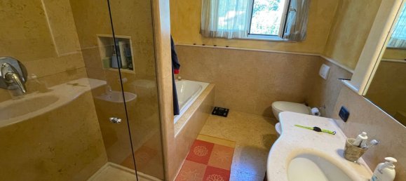 Apartamento de 2 habitaciónes en Alzano Lombardo, Italy No. 268575 14