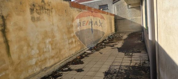 2 bedrooms Commercial property in Belpasso, Italy No. 138901 9