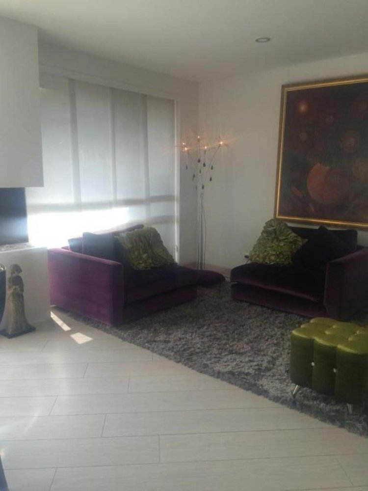 Дом с 3 спальнями в Богота, Колумбия № 10571