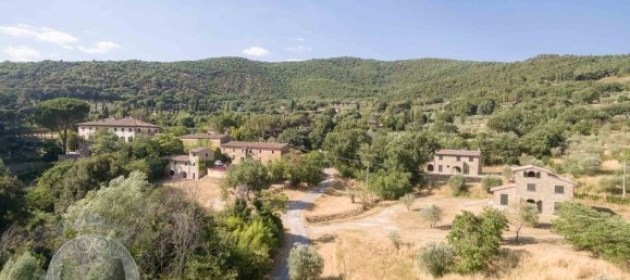 8 rooms House in Cortona, Italy No. 122458 31