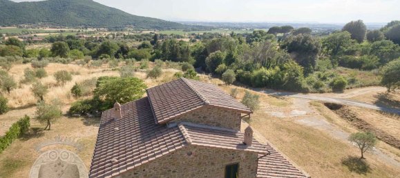 8 rooms House in Cortona, Italy No. 122458 4