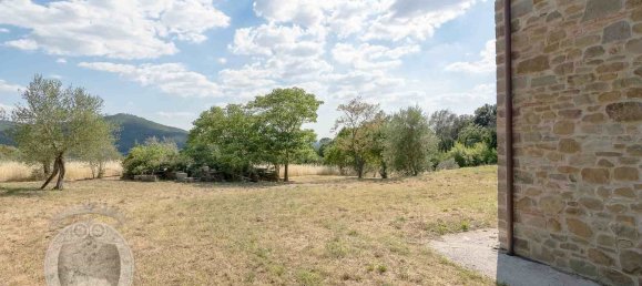 8 rooms House in Cortona, Italy No. 122458 15