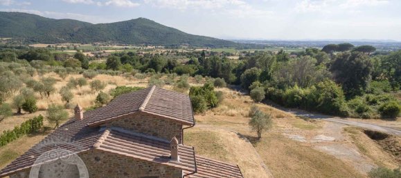 8 rooms House in Cortona, Italy No. 122458 5