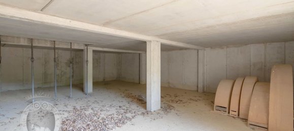 8 rooms House in Cortona, Italy No. 122458 9