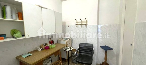 2-Zimmer Gewerbliche Immobilie in Rome, Italy, Nr. 22115 5